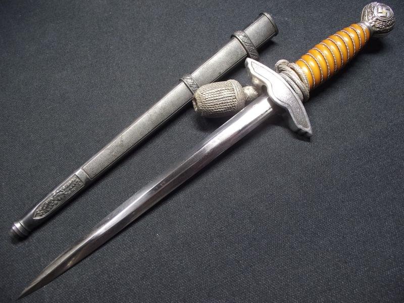 WW2 German Luftwaffe Officers Dagger. Eickhorn. — image 2