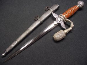 WW2 German Luftwaffe Officers Dagger. Eickhorn.