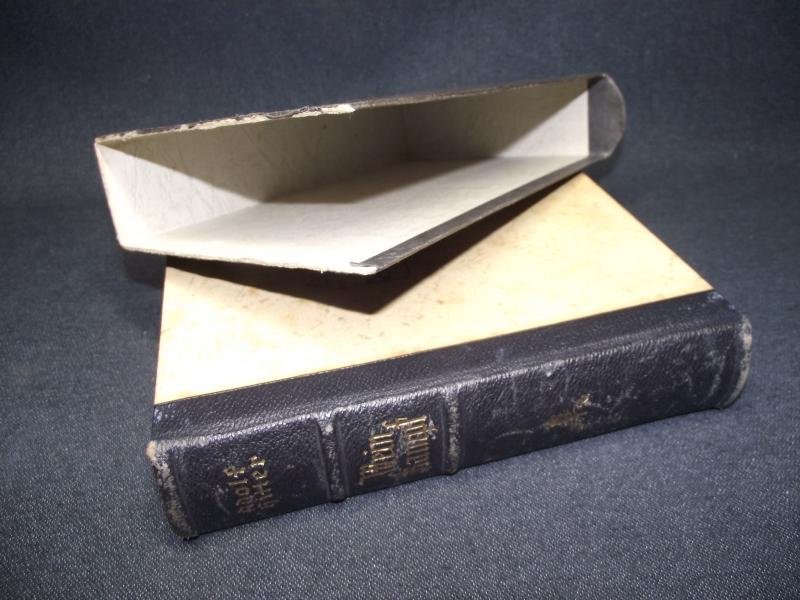 Adolf Hitler Mein Kampf. Wedding Edition. Kamen, 1940.. — image 10