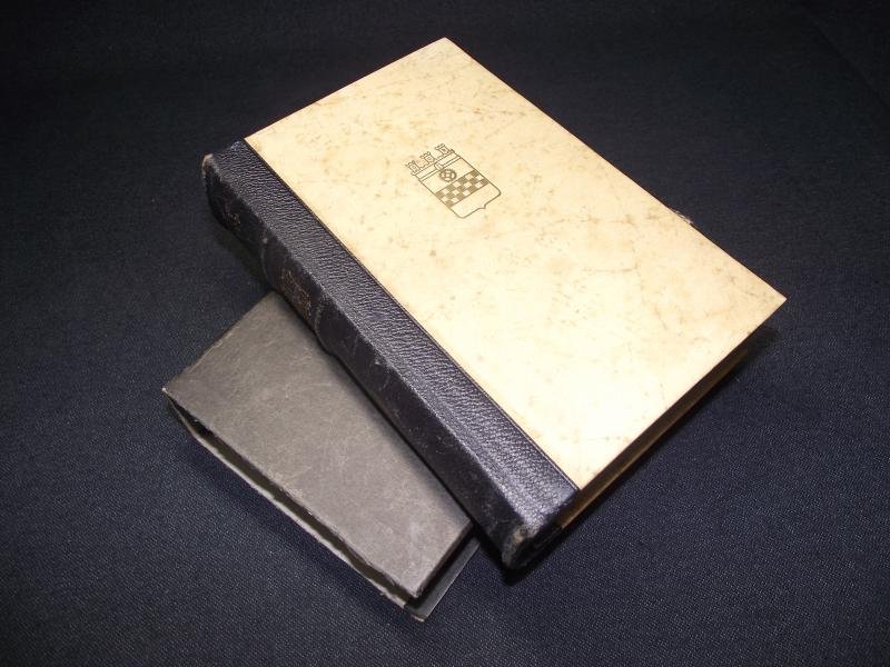 Adolf Hitler Mein Kampf. Wedding Edition. Kamen, 1940.. — image 2