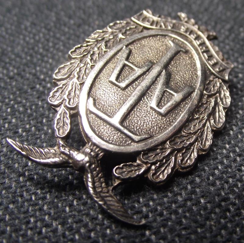 Rare WW2 Air Transport Auxiliary ''ATA'' Membership Lapel Badge. Numbered. — image 3