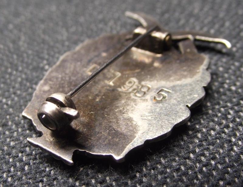 Rare WW2 Air Transport Auxiliary ''ATA'' Membership Lapel Badge. Numbered. — image 5