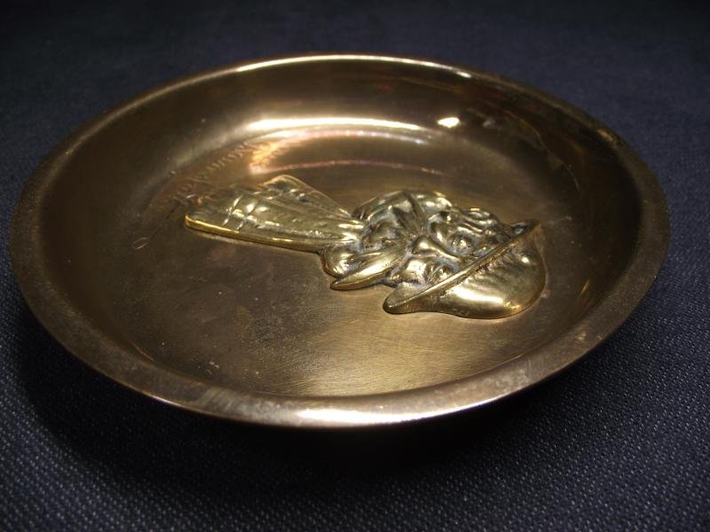 WW1 Bruce Bairnsfather ''Old Bill'' Brass Sweet Dish. — image 4