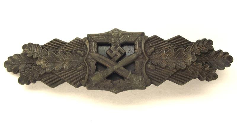WW2 German Bronze Grade Close Combat Clasp. JFS. — image 2