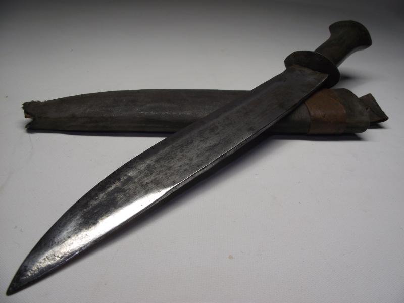 Vintage Indian Manufactured Bowie Knife.. — image 5