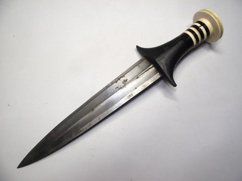 North African Sudanese Arm Dagger. — image 2
