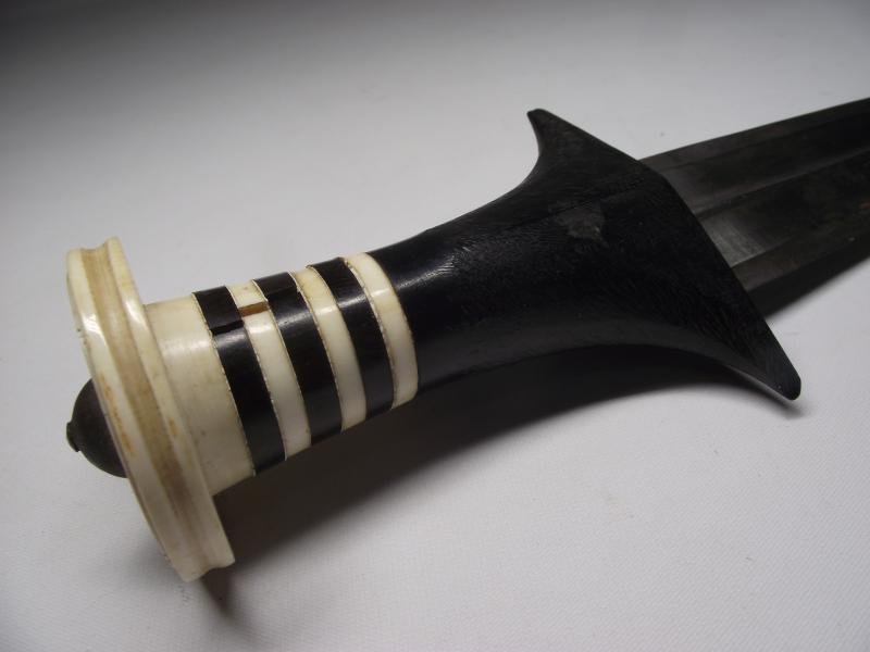 North African Sudanese Arm Dagger. — image 5