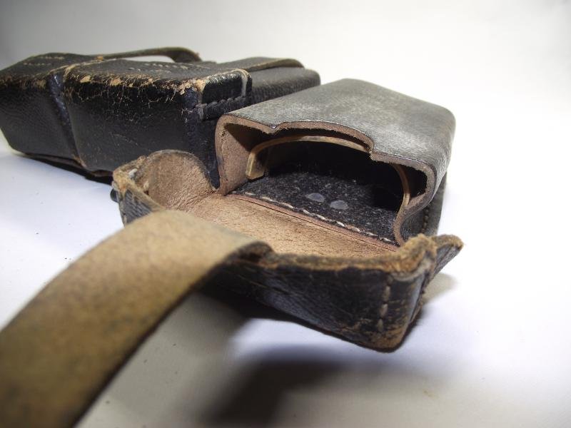 WW2 German K98 Leather Ammo Pouch. — image 5