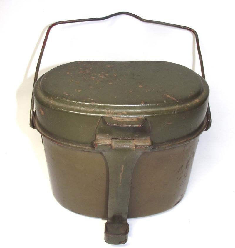 Late War German M31 Mess Tin. — image 2