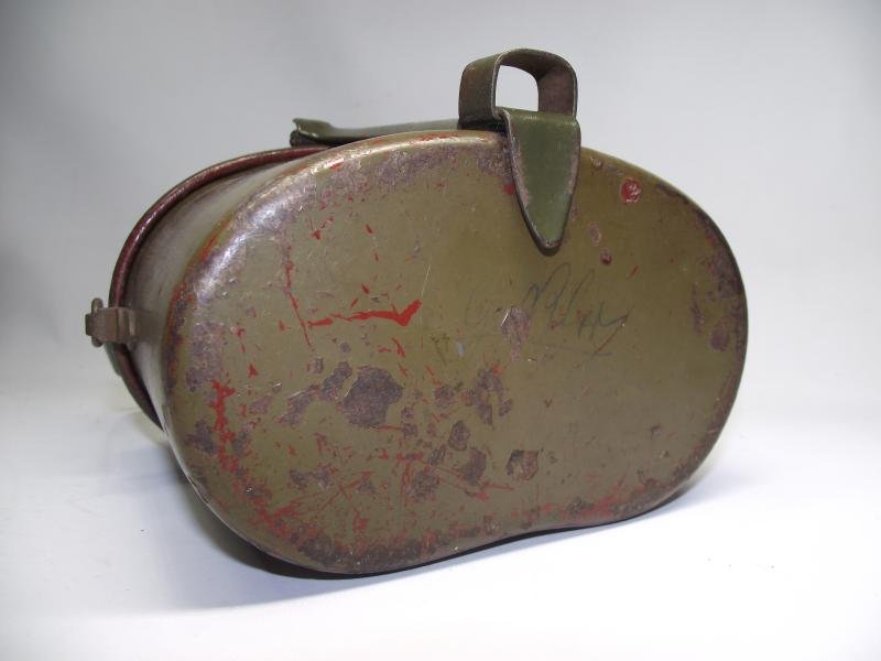 Late War German M31 Mess Tin. — image 7