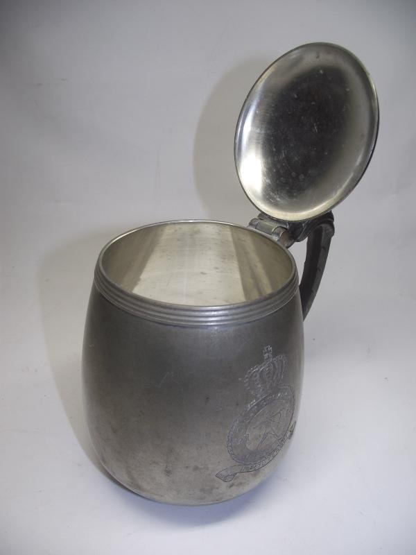 Dutch Jacht 323 Squadron Dedicated Souvenir Beer Tankard. — image 8