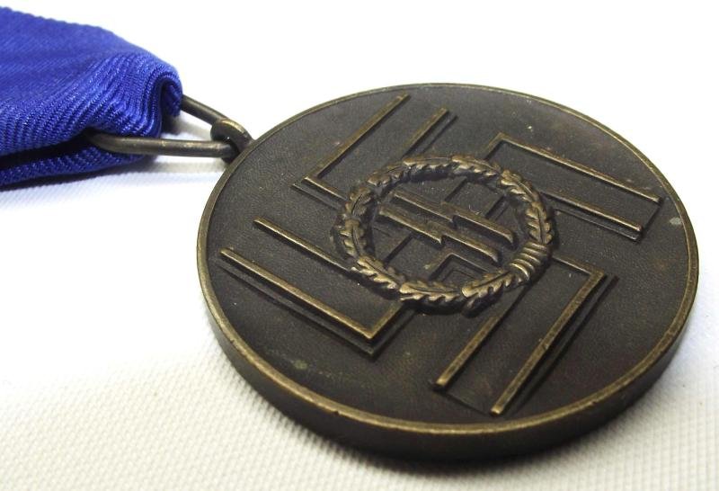 WW2 German SS 8 Year Long Service Medal. Type2. — image 4