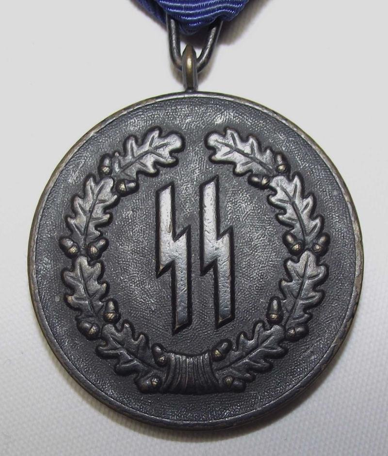WW2 German SS 4 Year Long Service Medal. Type2. — image 2