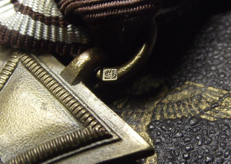 WW2 Boxed Bronze NSDAP Long Service Medal and Ribbon Bar, MM/15-Fredich Orth. — image 6