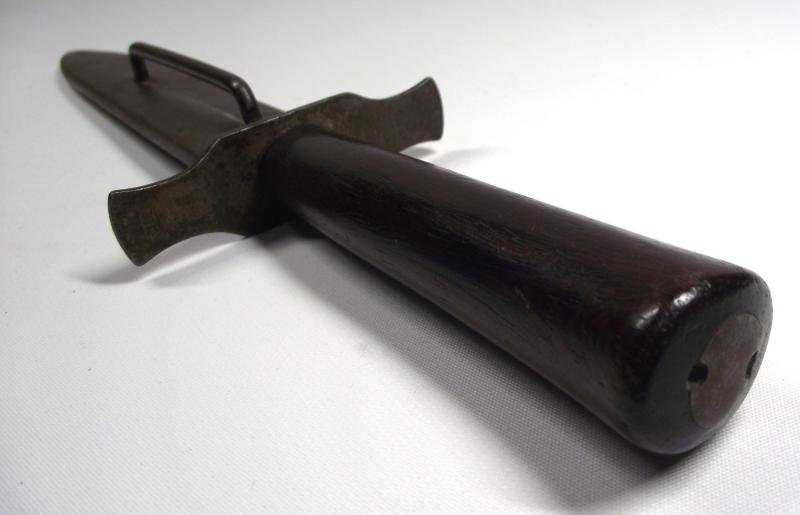 WW1 French Pattern 1916 Fighting Knife. Astier-Prodon, Thiers. — image 8