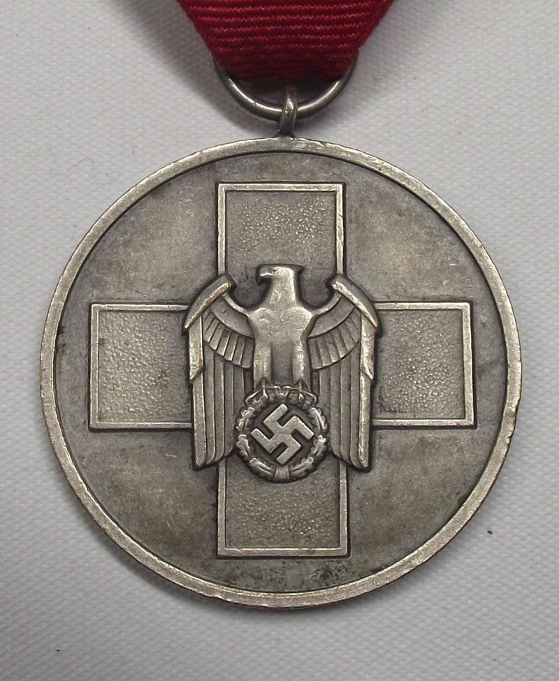 WW2 German Social Welfare Medal. — image 2