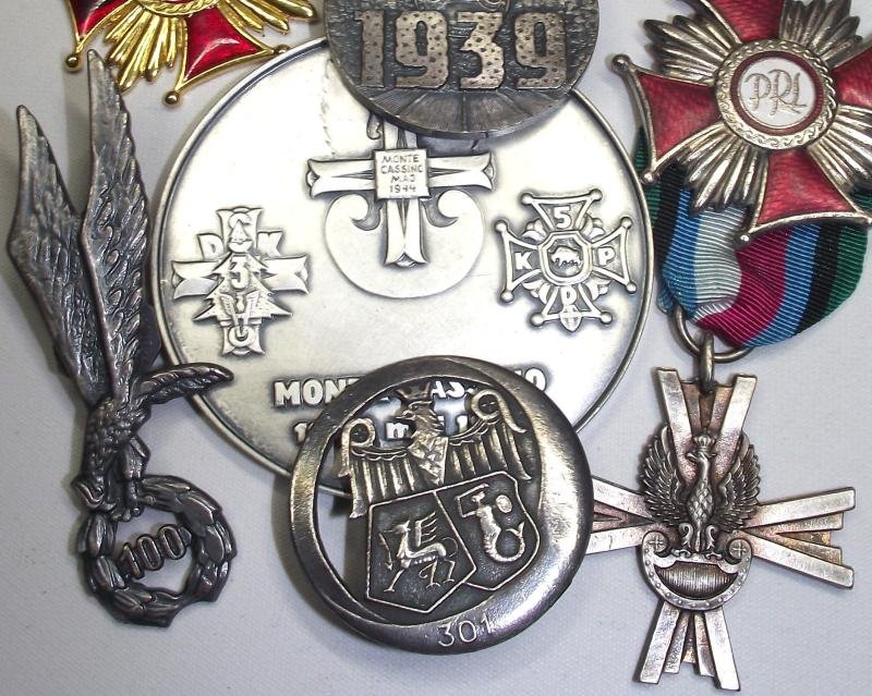 7 X Polish Commemorative Medals, Badges Etc. — image 4