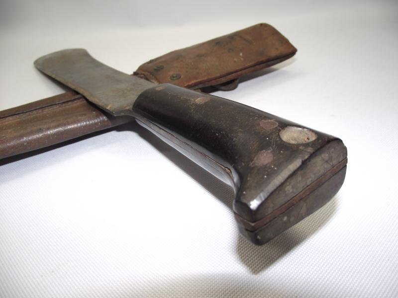 WW2 Canadian Machete. — image 9