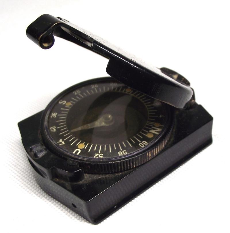 WW2 German Military Marching Compass. — image 2