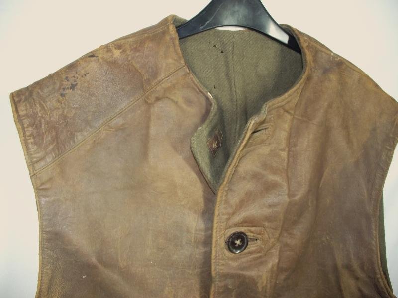 1941 Dated British Battle Jerkin. — image 3