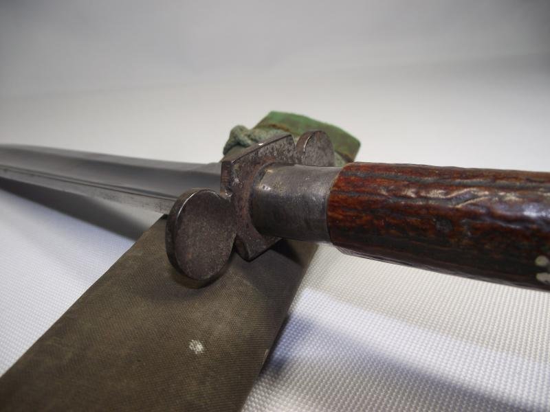 Large Edwardian Bowie Knife. — image 7