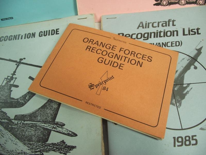 5 X 1980'S British Restricted Soviet Recognition Guides. — image 5