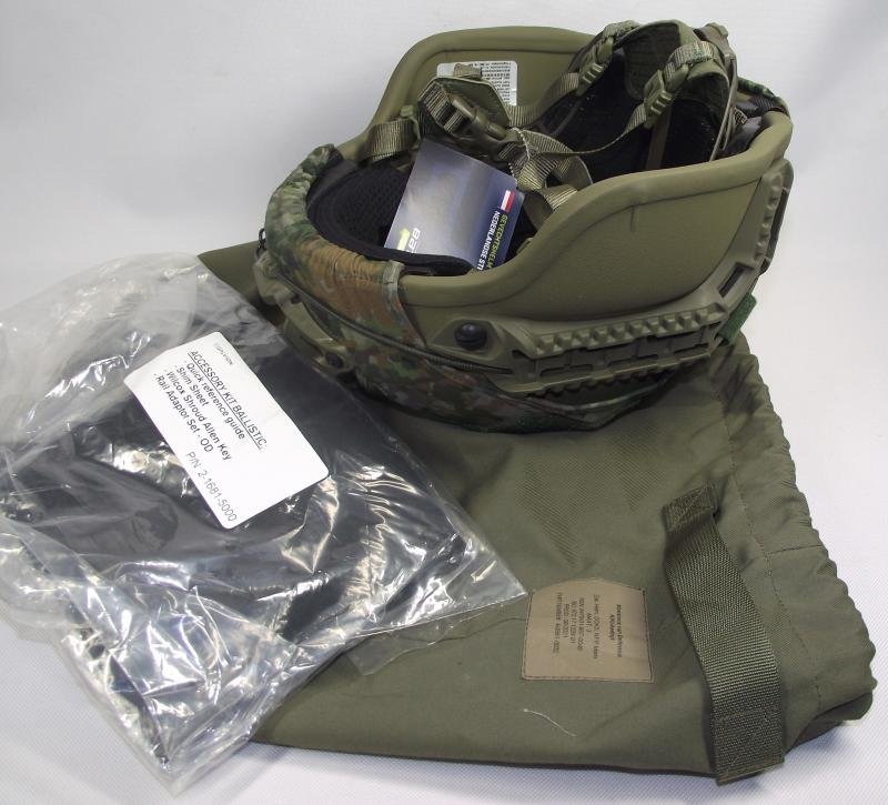 Dutch Viper Combat Helmet and Accessories Including Carry Bag. — image 10