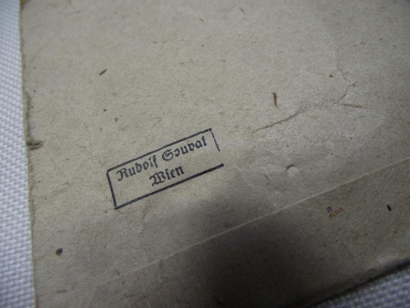 Bronze Mothers Cross with Paper Packet of Issue. — image 8