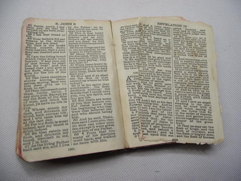 WW1 British Soldier's YMCA New Testament. — image 5