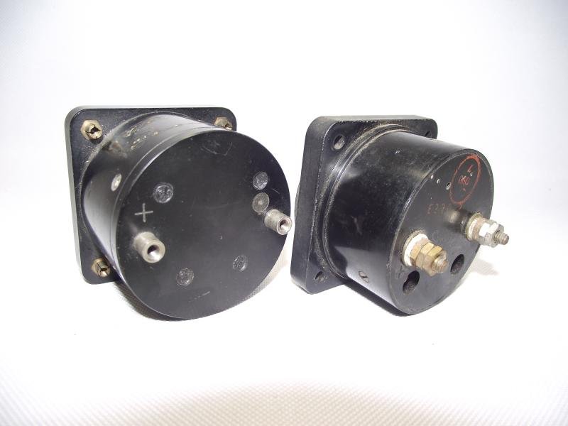 2 X Aircraft Panel Gauges. — image 3