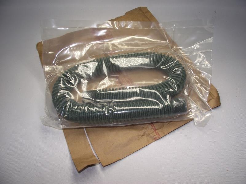 Mint U.S.A.F. Air Hose in Packet. — image 2