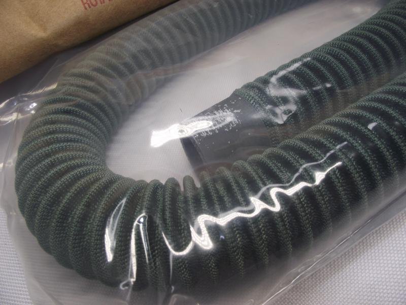 Mint U.S.A.F. Air Hose in Packet. — image 5