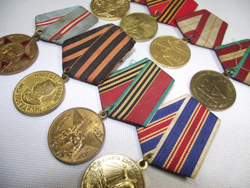 8 X Russian Medals. — image 4
