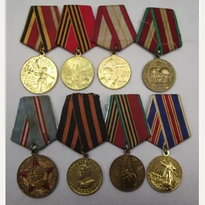 8 X Russian Medals.