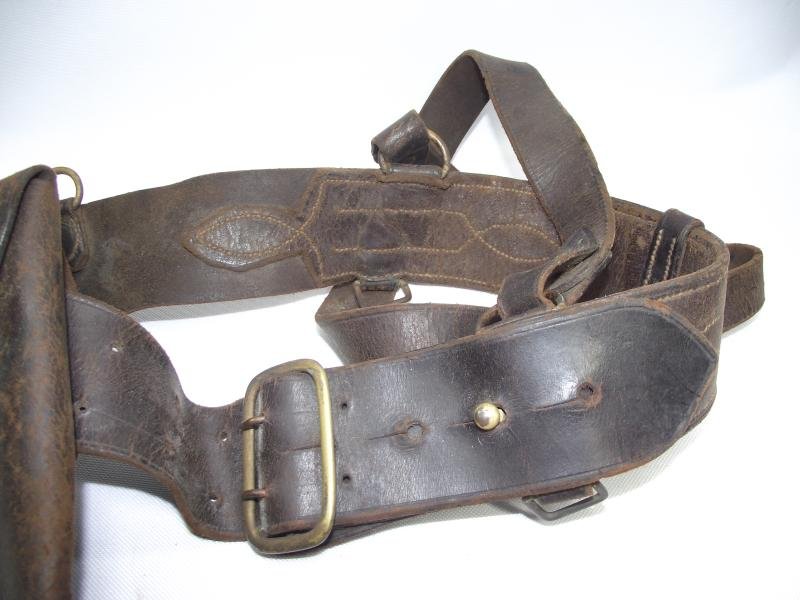 British Officers Pistol Holster and Sam Brown Belt Rig. — image 2