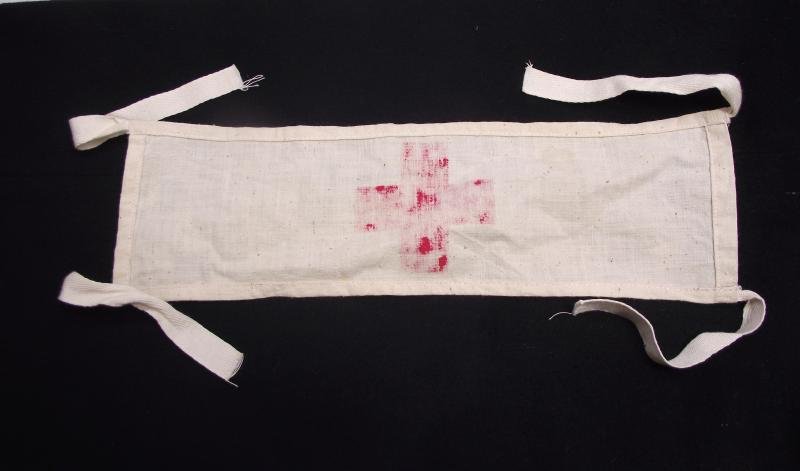 Medics Red Cross Armband. — image 5