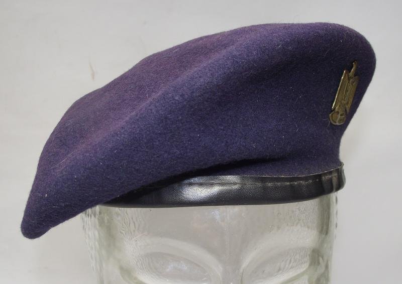 Iraqi Dark Blue Military Beret. OIF Desert Storm. — image 2