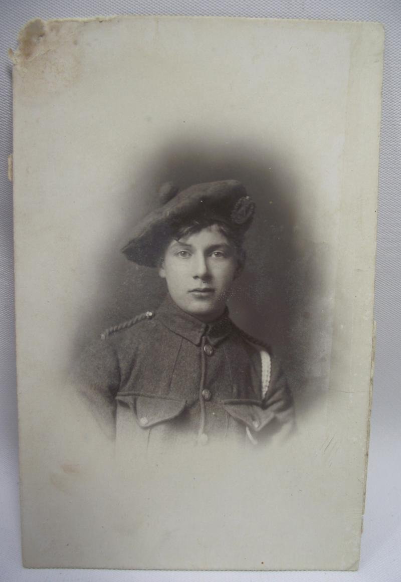 WW1 1918 Dated Studio Photo. Boy Cameron Highlanders. — image 2