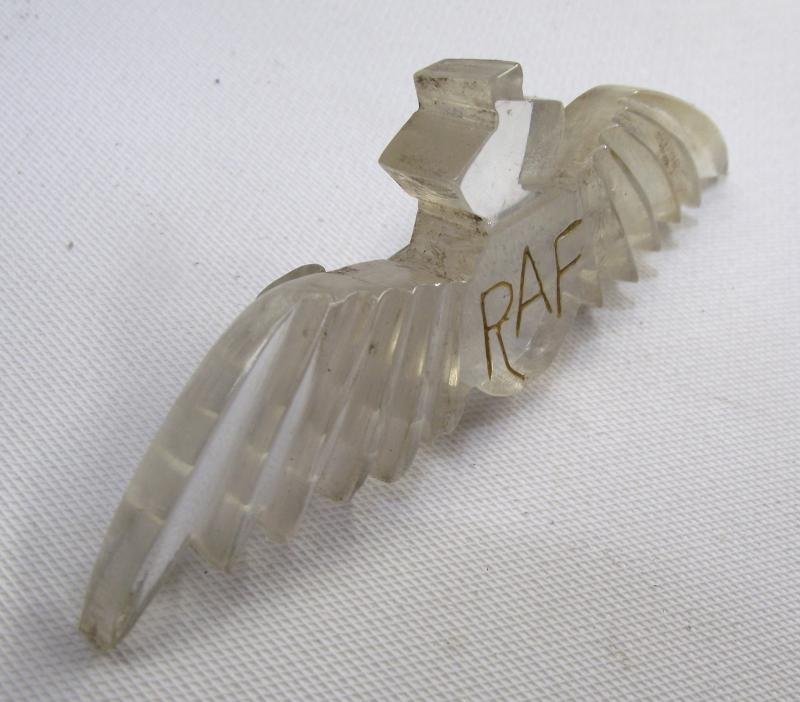 Large Aircraft Pexiglass RAF Pilots Wings Sweethearts Badge. — image 2