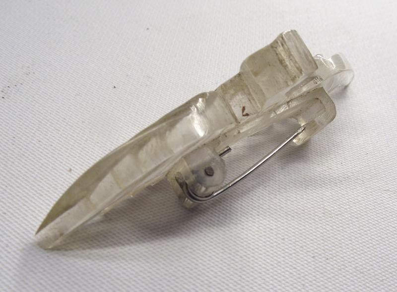 Large Aircraft Pexiglass RAF Pilots Wings Sweethearts Badge. — image 4