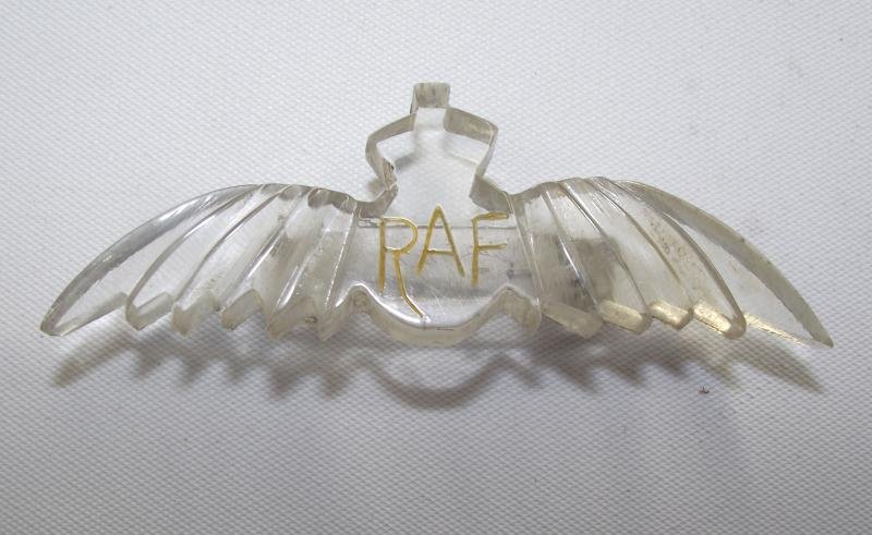 Large Aircraft Pexiglass RAF Pilots Wings Sweethearts Badge. — image 7