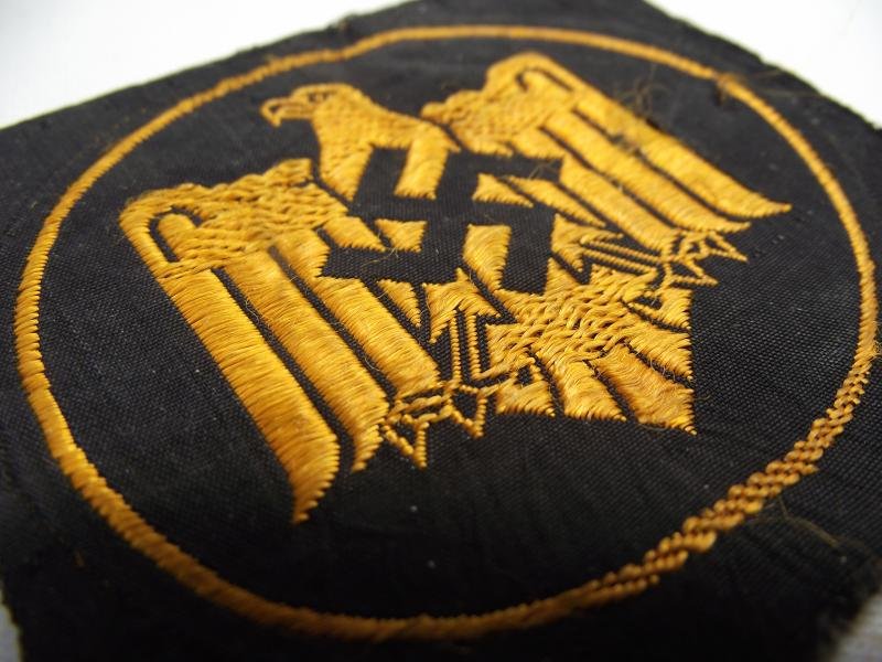 Cloth NSRL Sports Achievement Badge. — image 2