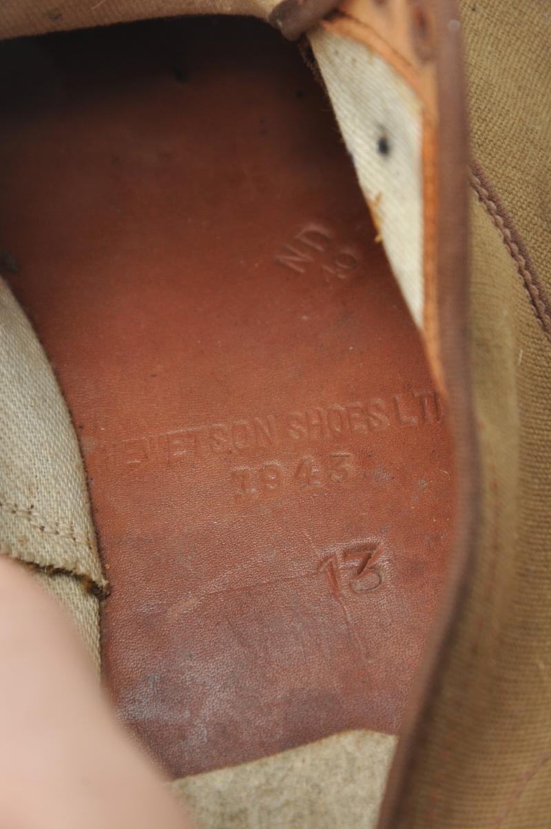WW2 Canadian Plimsolls (Rest & Sports Shoes) 1943 — image 4