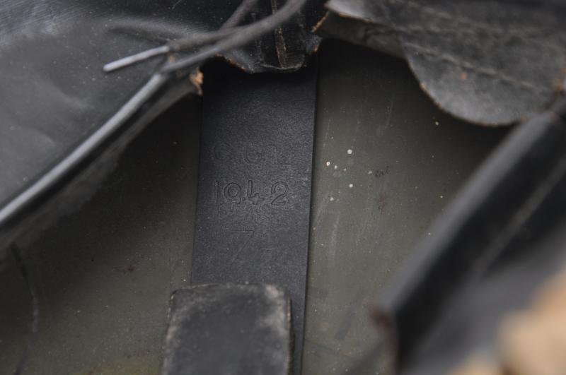 WW2 Canadian Helmet - 1st R.C.O.C Reinforcement Unit — image 10