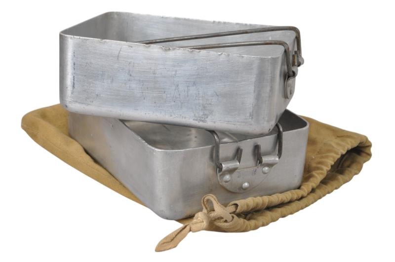 WW2 Canadian Messtin Set & Rations Bag — image 2