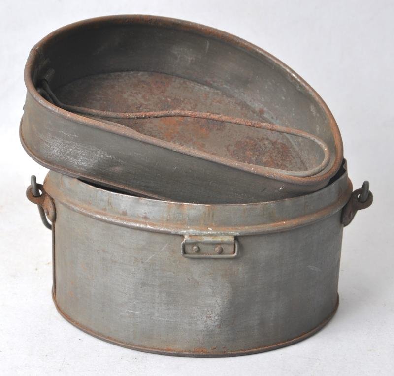 WW1 British Kidney Shaped Messtin - Marked To Royal Marine Artillery ( RMA ) — image 5