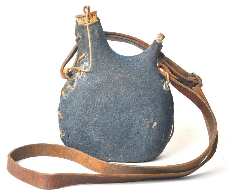 WW1 French 1L Chasseur Waterbottle & Cup — image 2