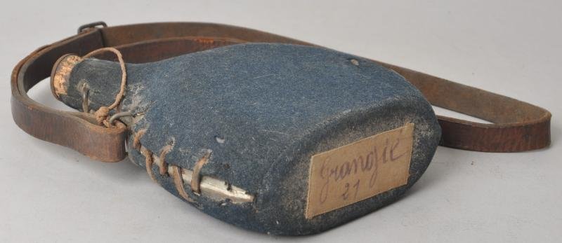 WW1 French 1L Chasseur Waterbottle & Cup — image 4