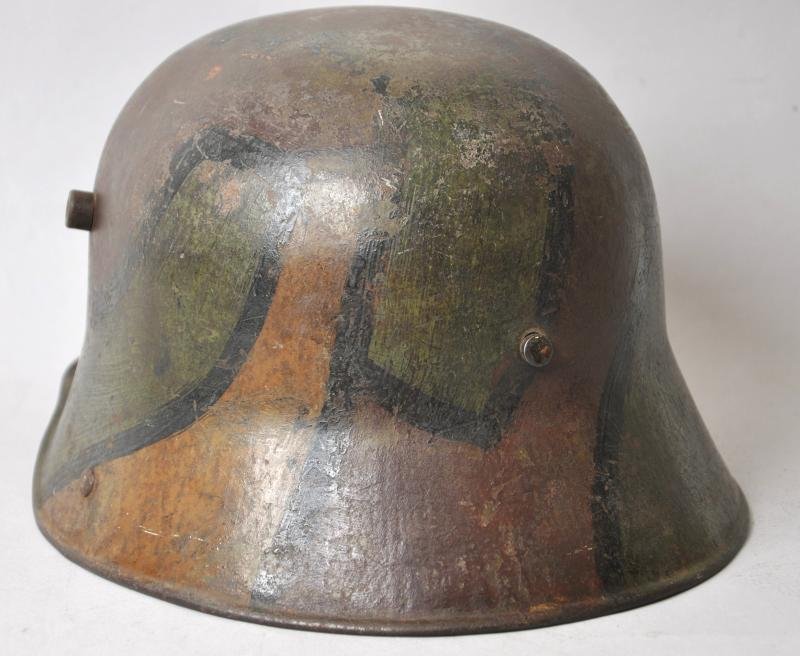 WW1 German M16 Camouflage Helmet — image 18