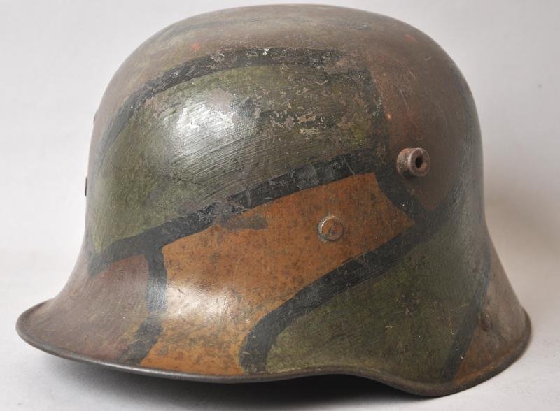 WW1 German M16 Camouflage Helmet — image 2